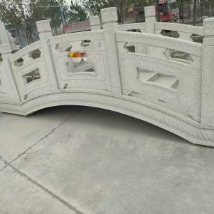 滨州芝麻白拱桥，石桥